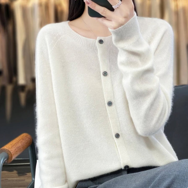ElisaBerlin™ | Weiche Wolle Knopfjacke - ElisaBerlin - 