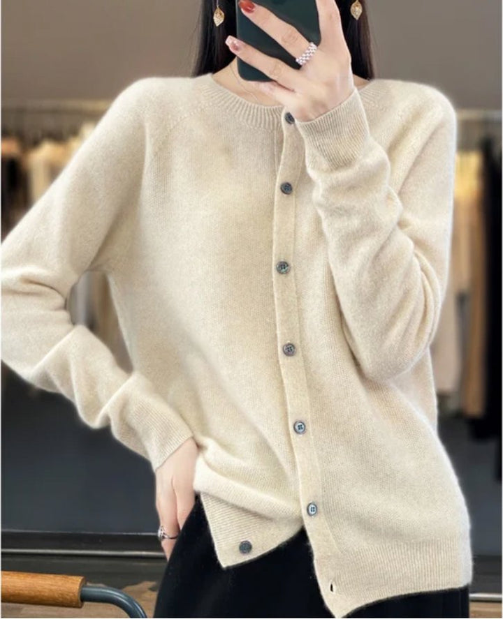 ElisaBerlin™ | Weiche Wolle Knopfjacke - ElisaBerlin - 